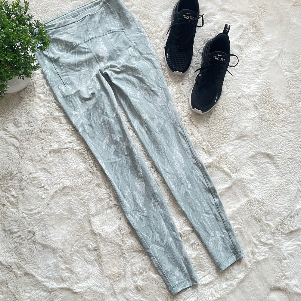 Lululemon Athletica Light Gray Patterned  Leggings